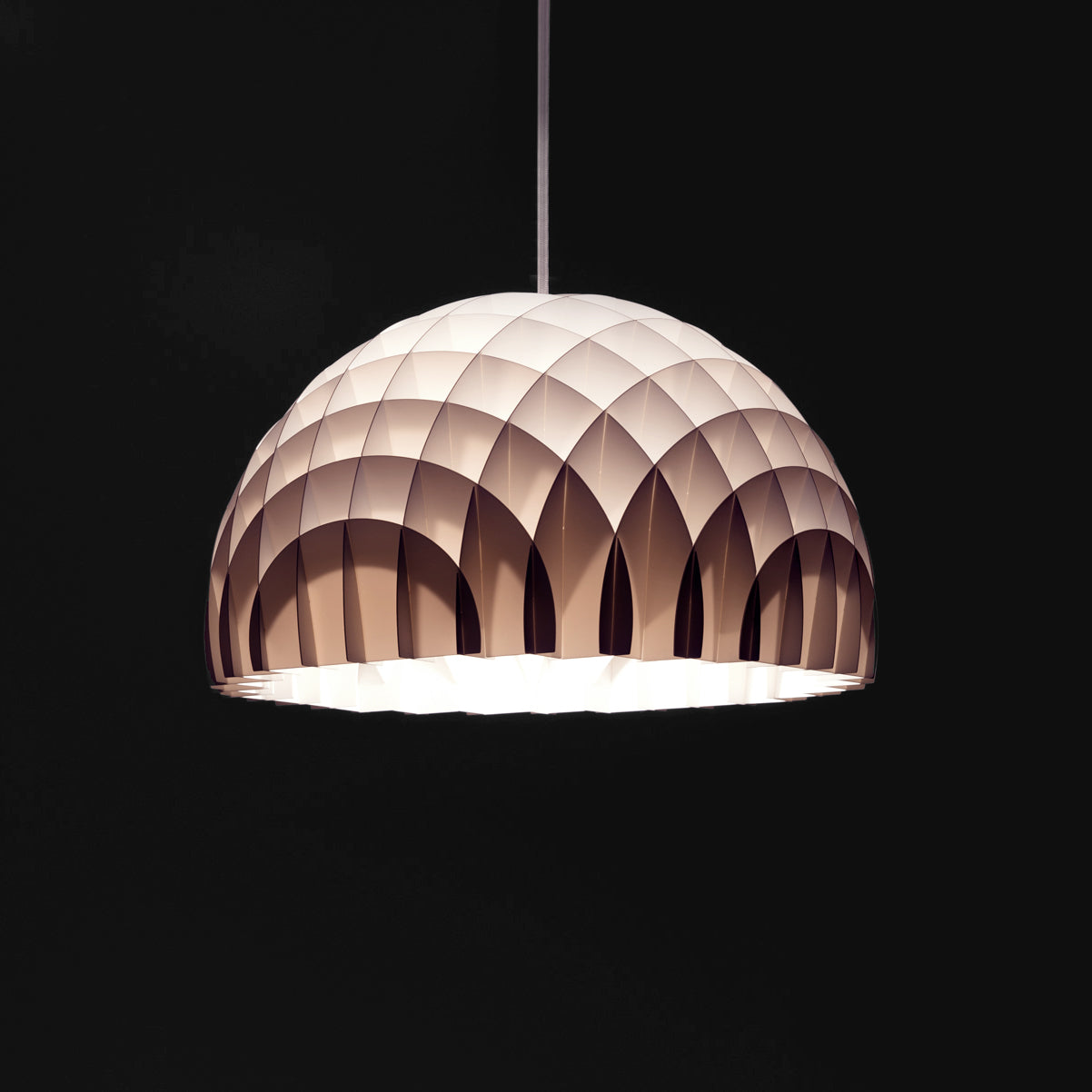 【美品・モダン】Arc−pendant light(電球無)/ホワイト Arc Pendant - White - LAWA DESIGN